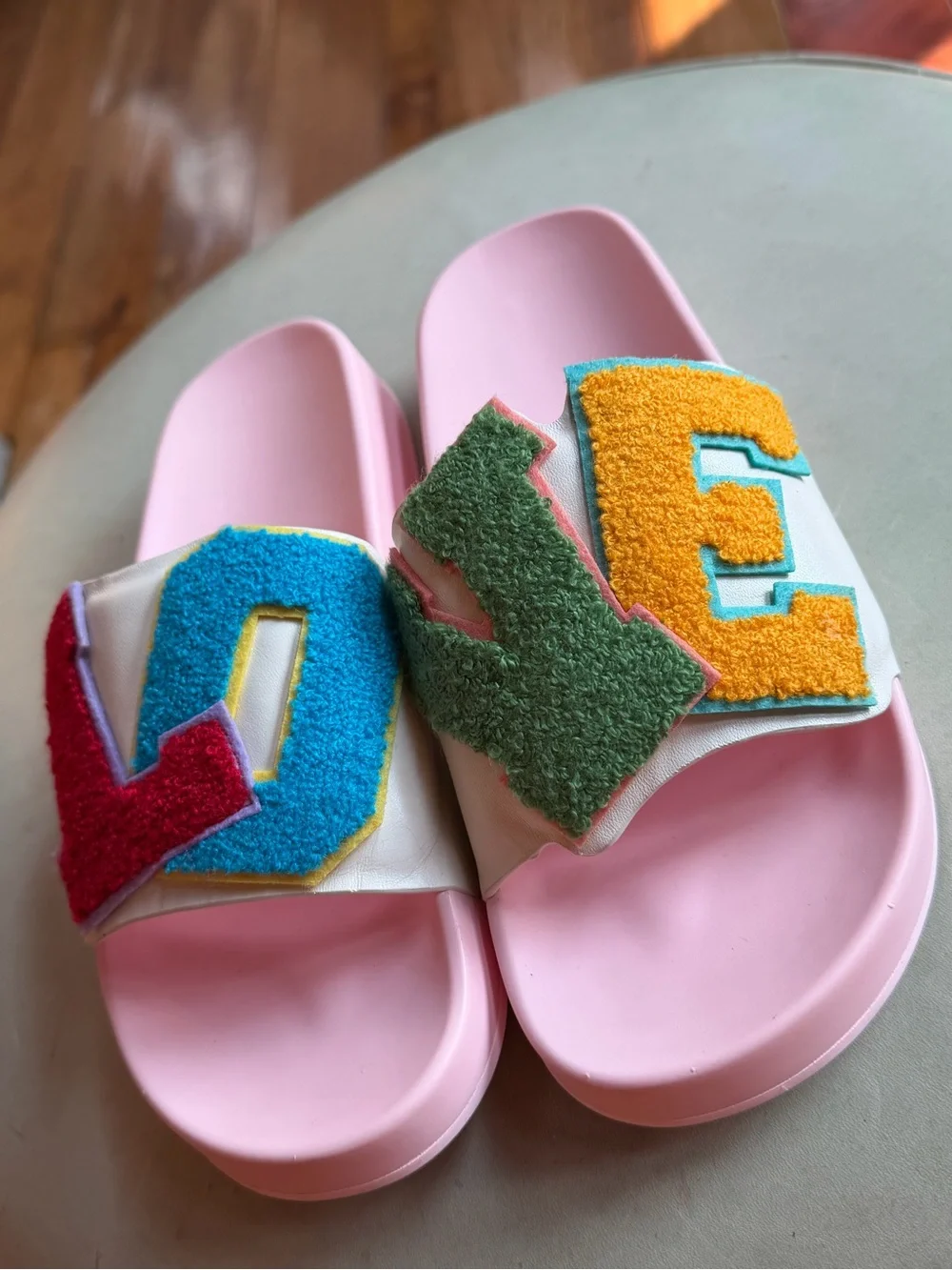 NEW Tory Burch LOVE Logo Pink Slide Sandals